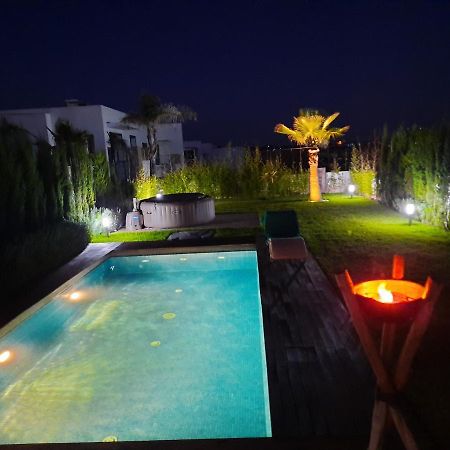 Superbe Villa Avec Piscine Plages Des Nations Rabat Eksteriør billede